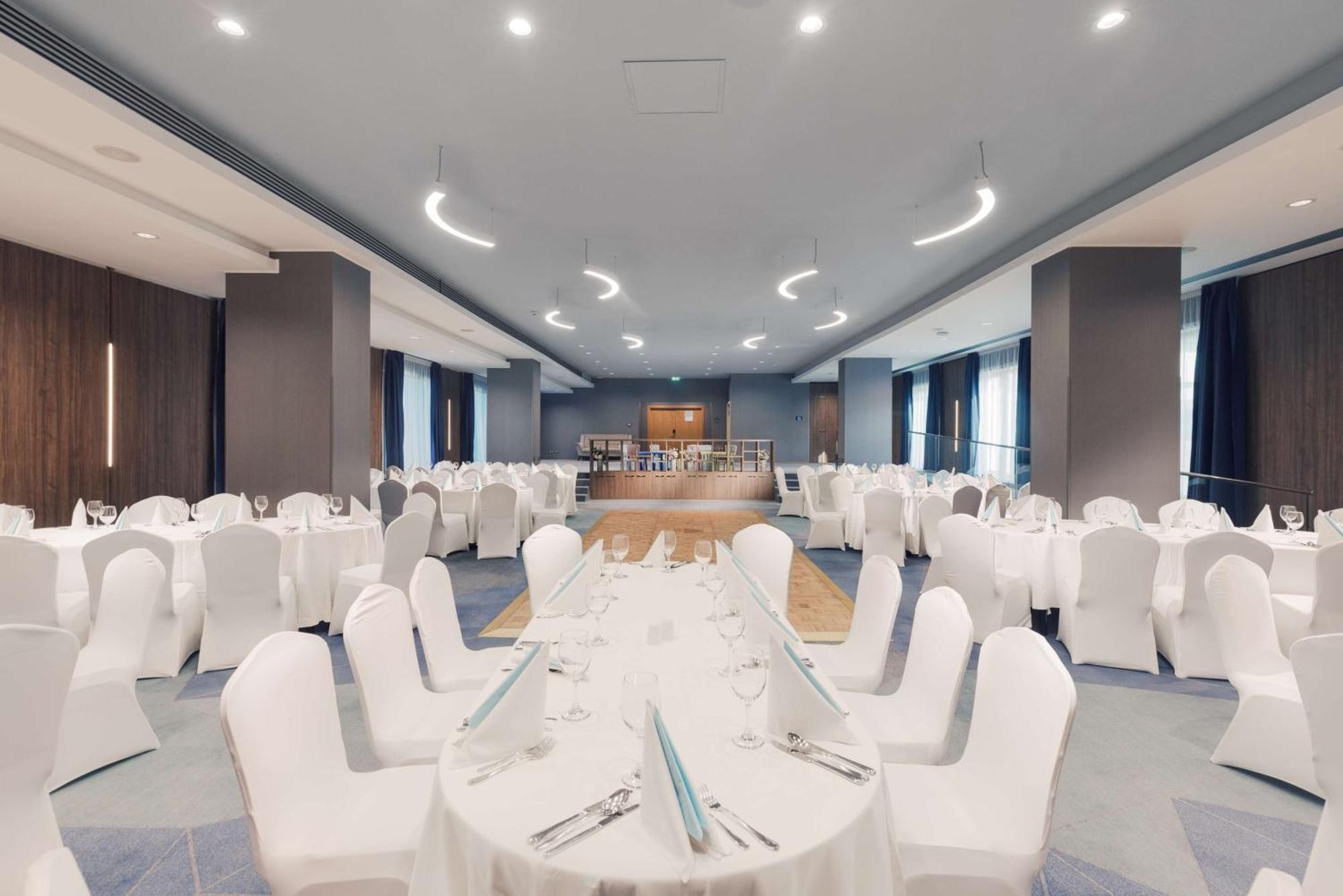 Doubletree By Hilton Hotel Cluj - City Plaza Dış mekan fotoğraf The ballroom