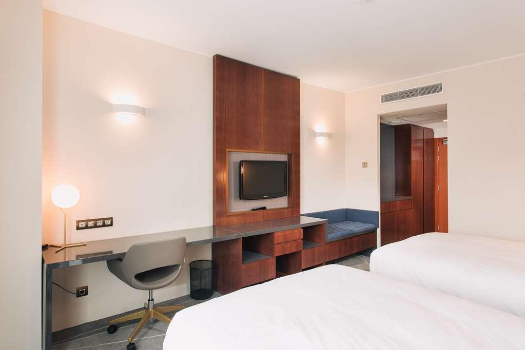 Doubletree By Hilton Hotel Cluj - City Plaza Oda fotoğraf