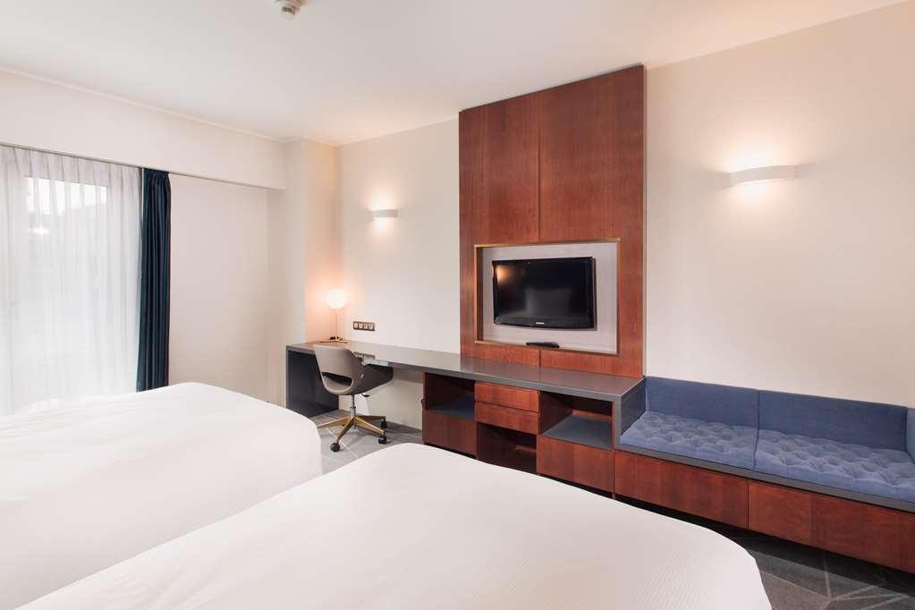 Doubletree By Hilton Hotel Cluj - City Plaza Oda fotoğraf