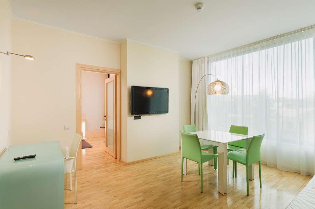 Doubletree By Hilton Hotel Cluj - City Plaza Oda fotoğraf