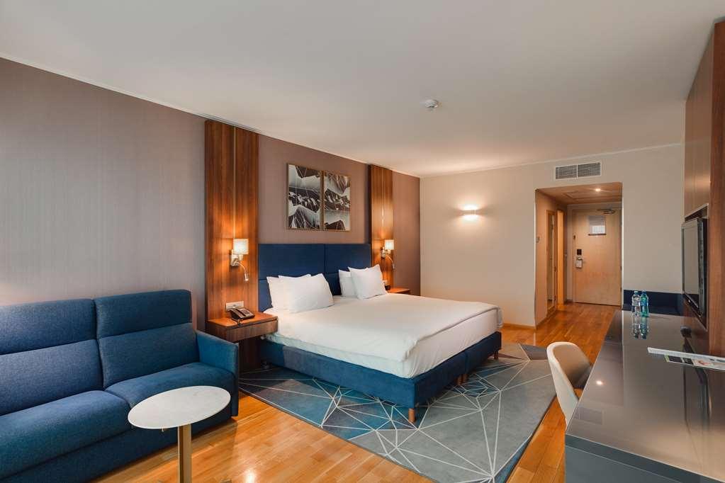 Doubletree By Hilton Hotel Cluj - City Plaza Oda fotoğraf